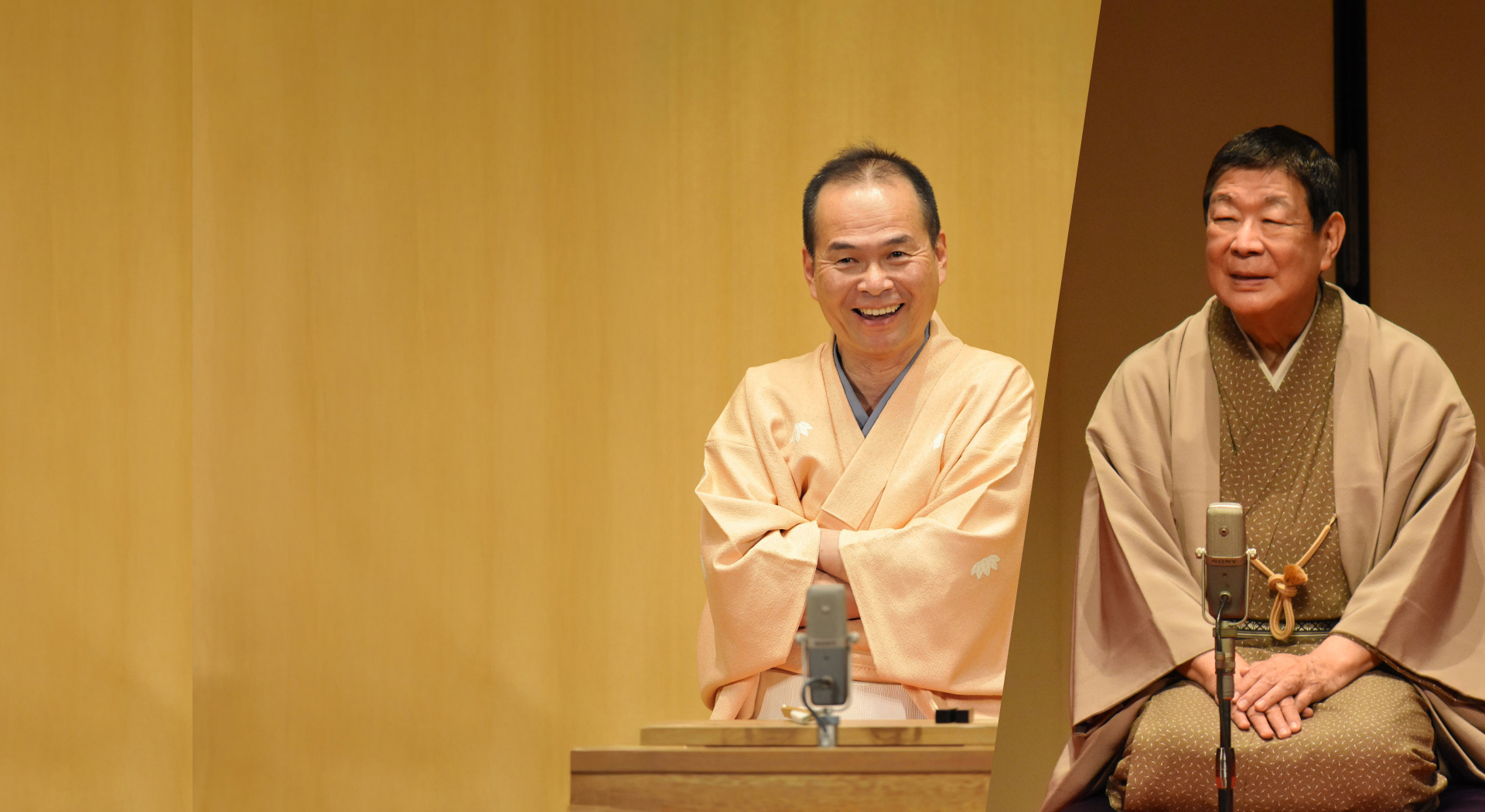 高座に立つ落語家